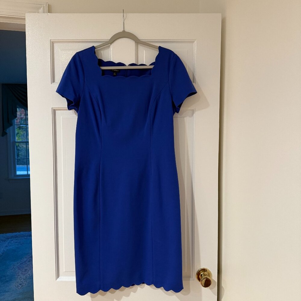 Talbots Scallop Edge Short Sleeve Dress -- Size 10